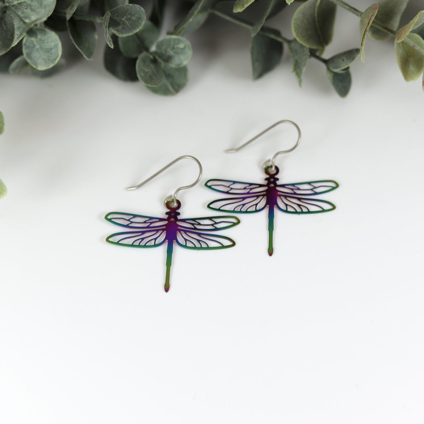 Boucles d'oreilles pendantes libellule arc-en-ciel irisée