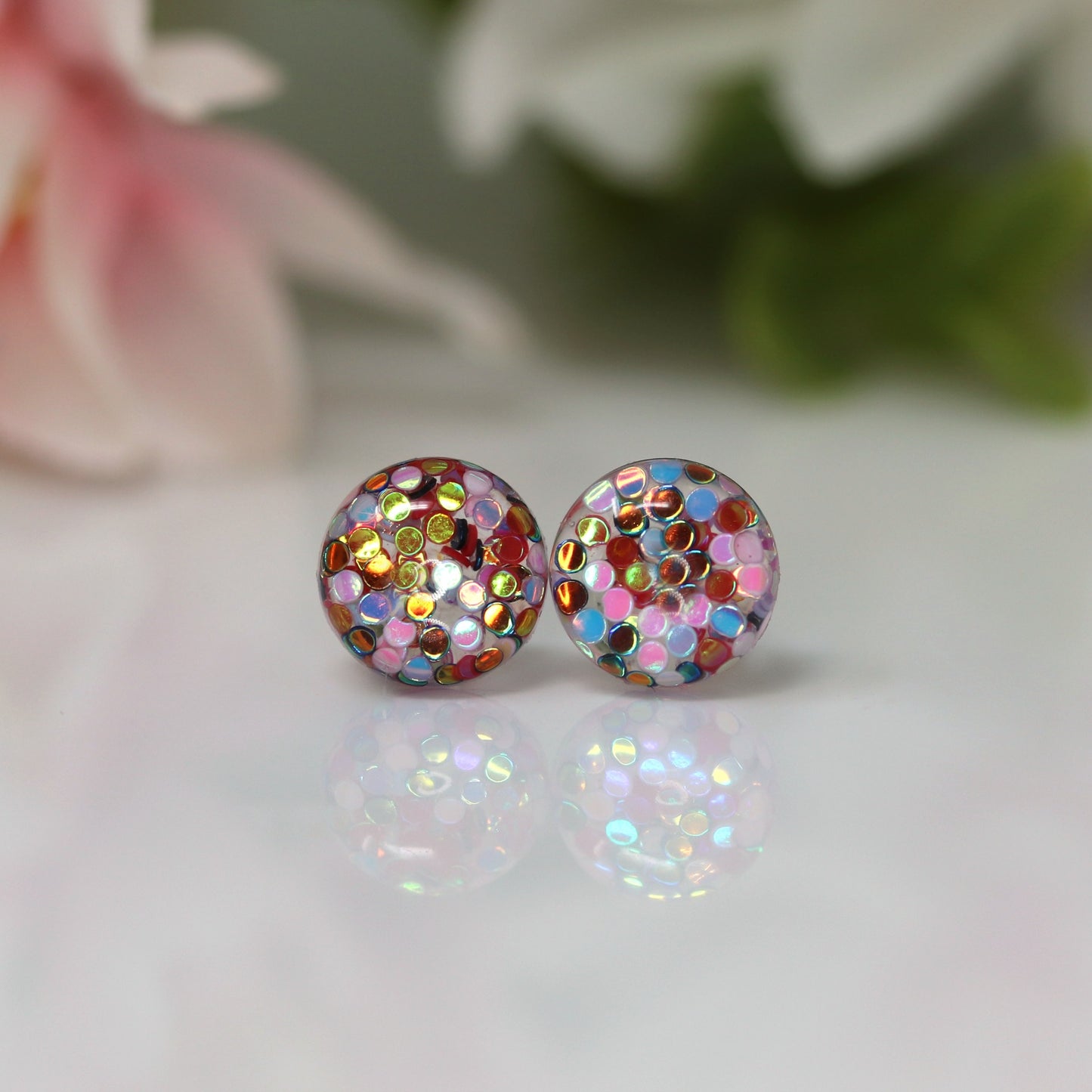 Boucles d'oreilles à tige en résine remplie de paillettes, 10 mm