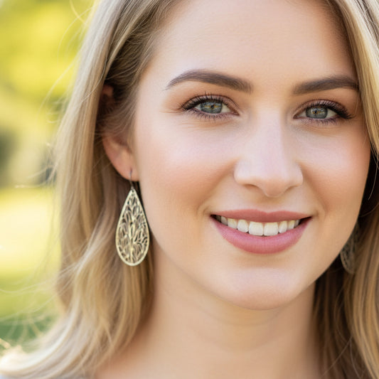 Dainty Floral Filigree Teardrop Dangle Earrings
