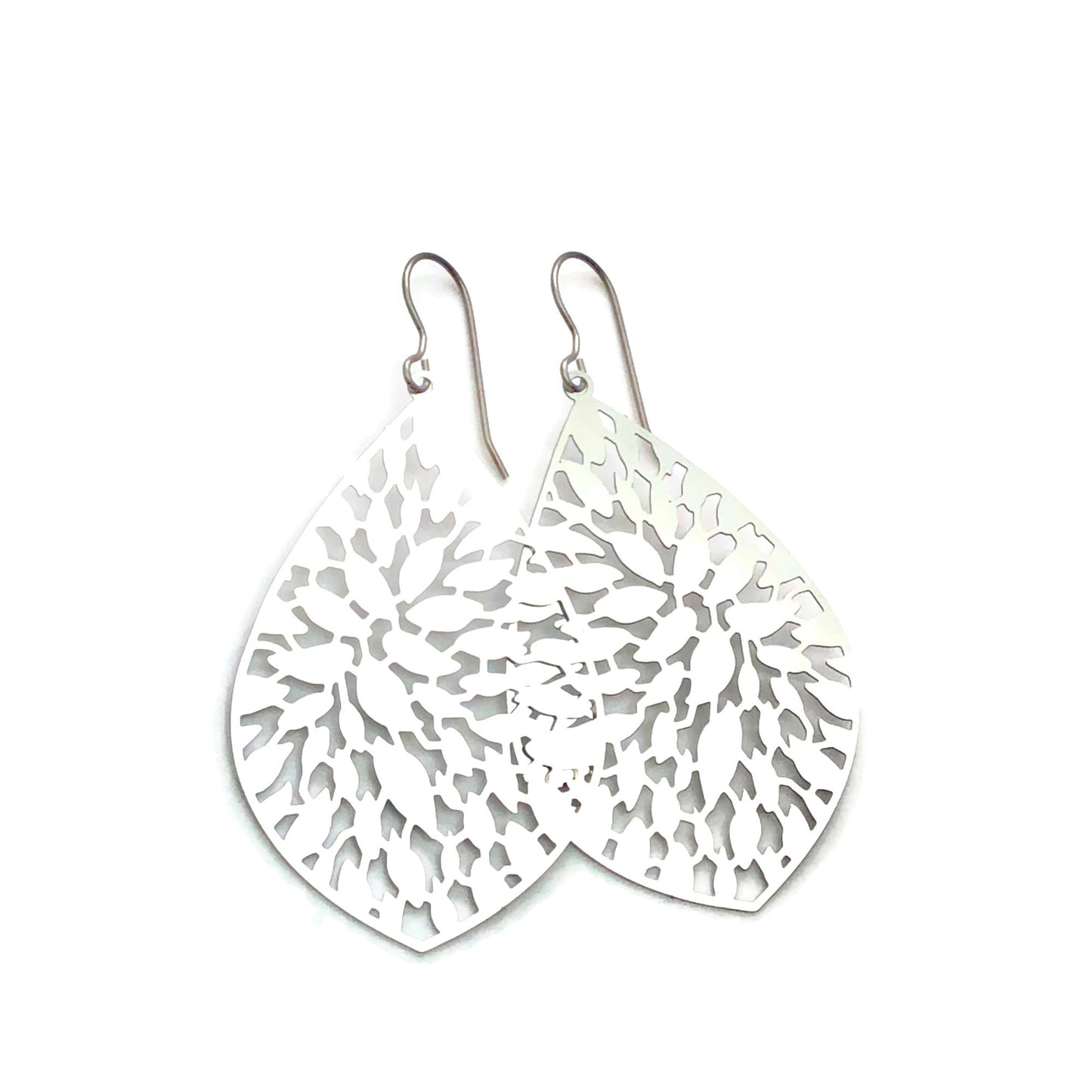 Leaf Filigree Teardrop Dangle Earrings
