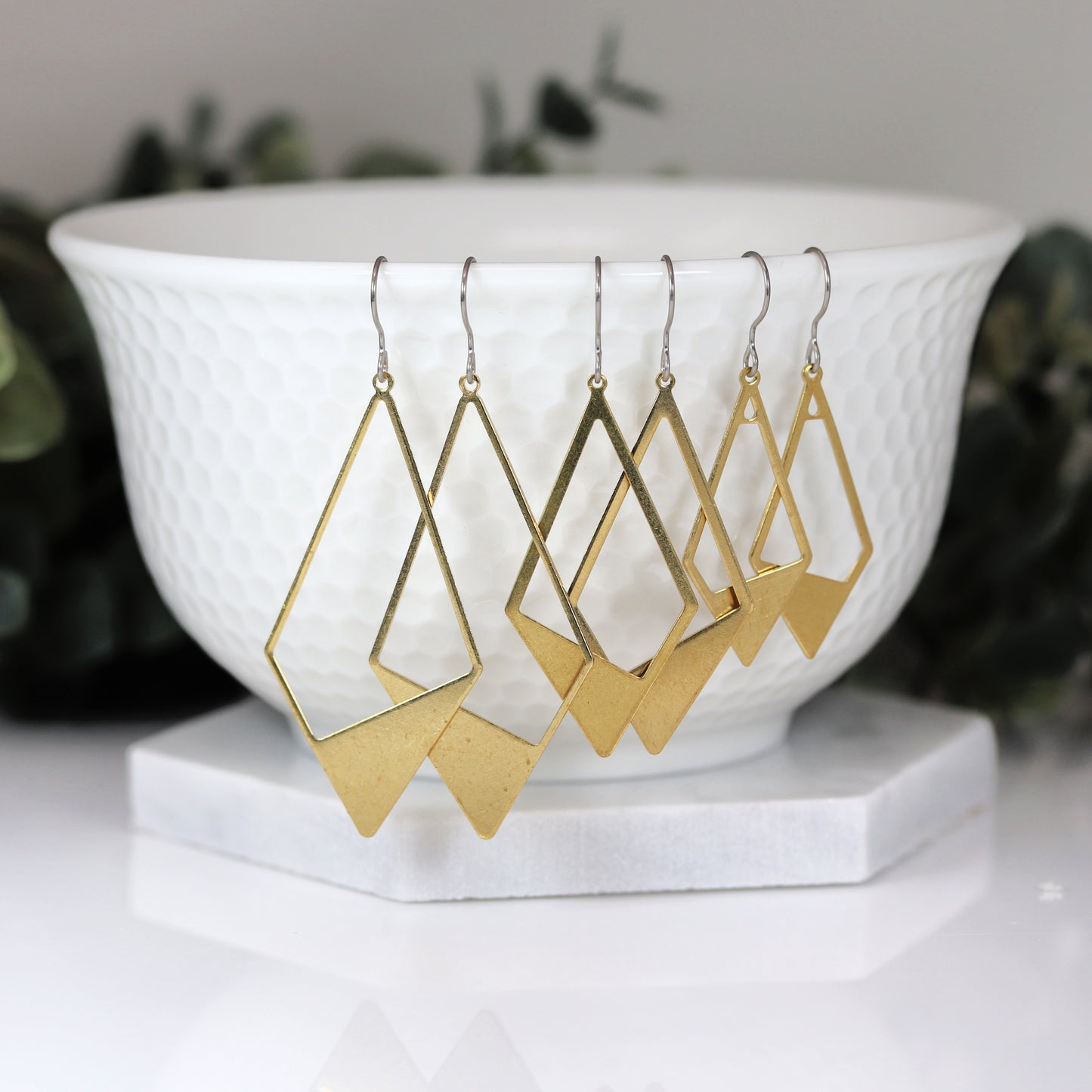 Boucles d'oreilles pendantes en forme de losange ouvert