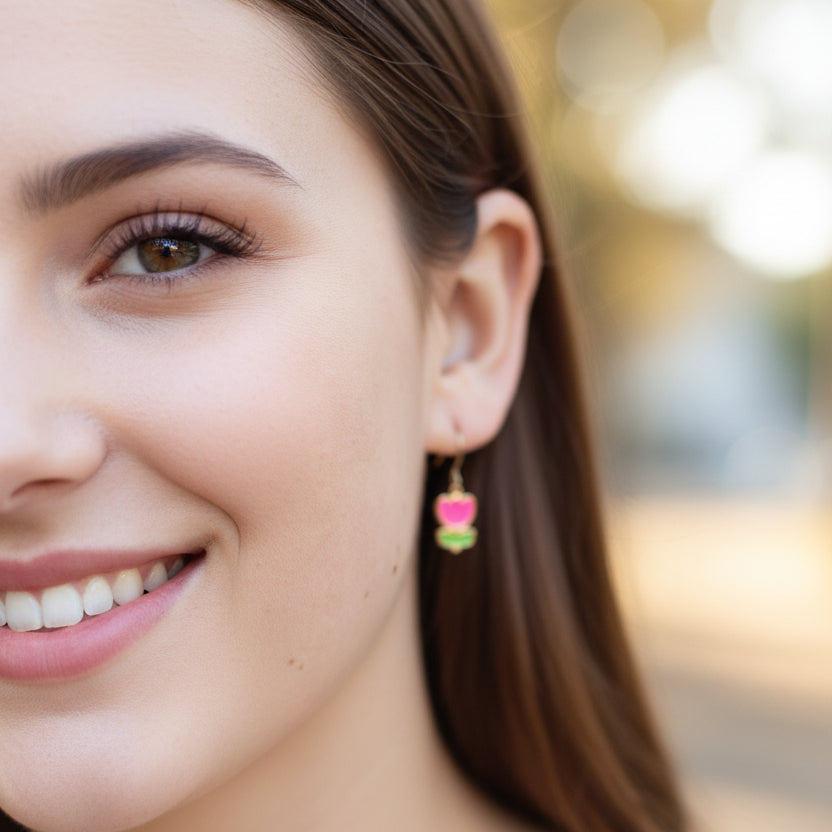 Boucles d'oreilles pendantes en forme de feuille délicate