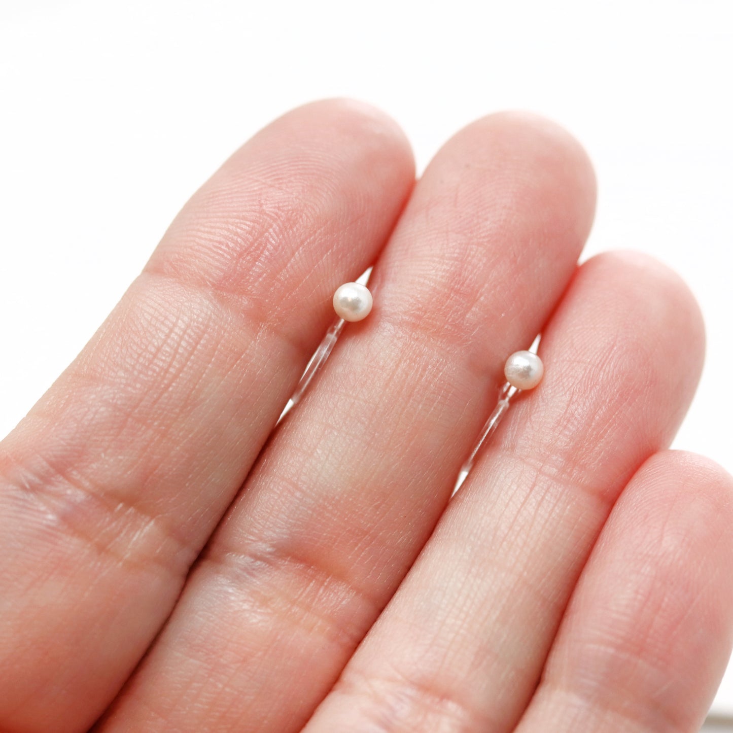 Boucles d'oreilles à clip invisibles en perles de coquillage, 3 mm