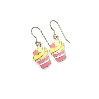 Boucles d'oreilles pendantes en forme de feuille délicate