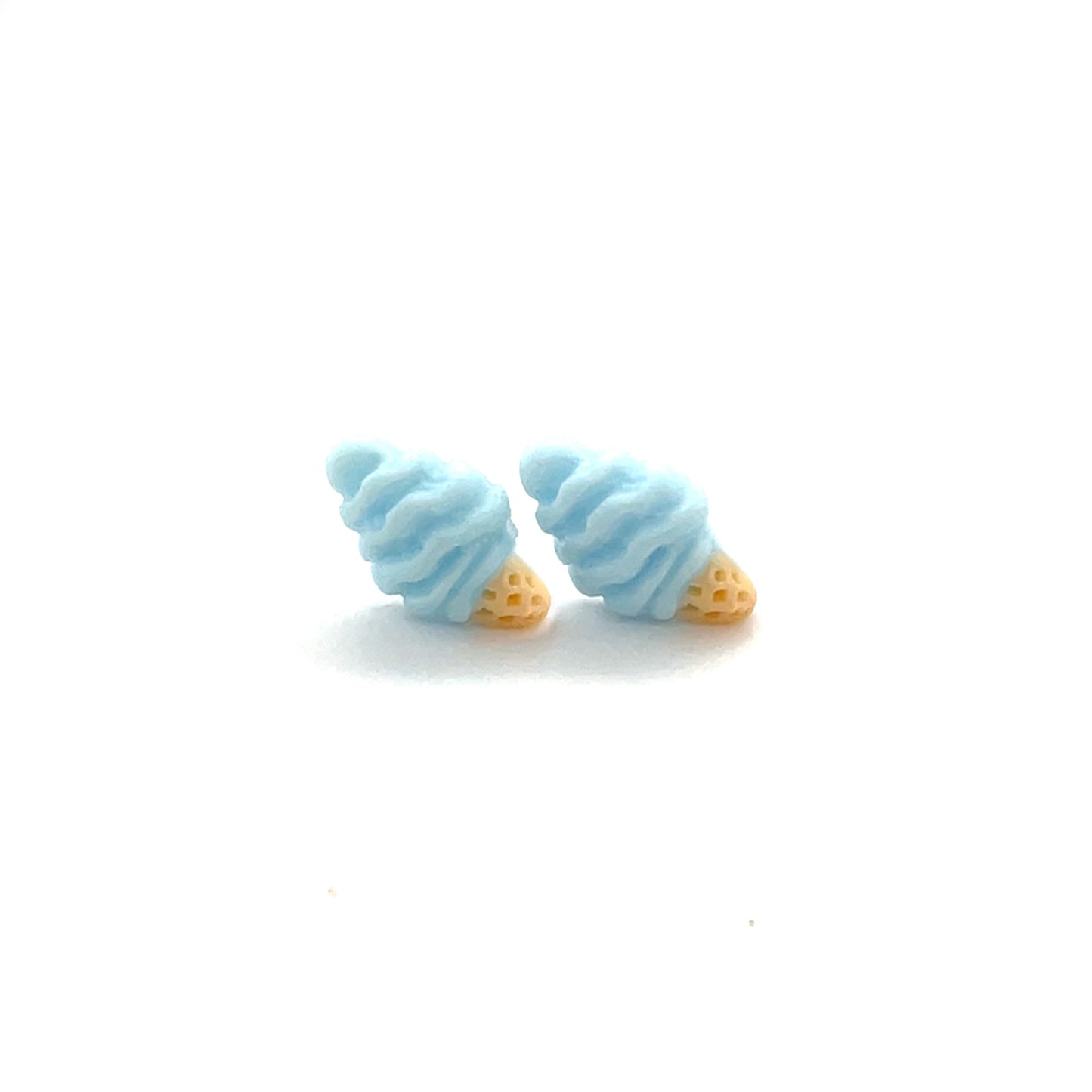 Boucles d'oreilles à tige en forme de cornet de glace, 9 x 11 mm
