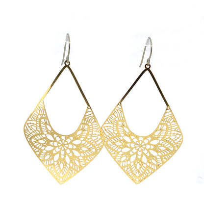 A pair of gold lace diamond-shaped dangle earrings with invisible clip-on attachments.