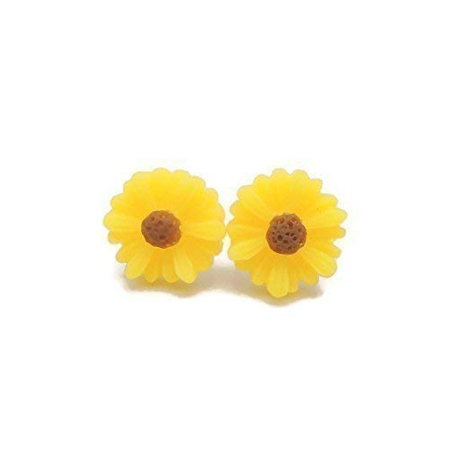 Daisy Stud Earrings