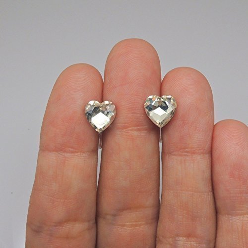 Heart Shaped Rhinestone Stud Earrings 8mm