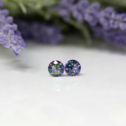 Boucles d'oreilles à tiges en plastique ou à clips invisibles en zircone cubique multicolore, 6 mm ou 8 mm