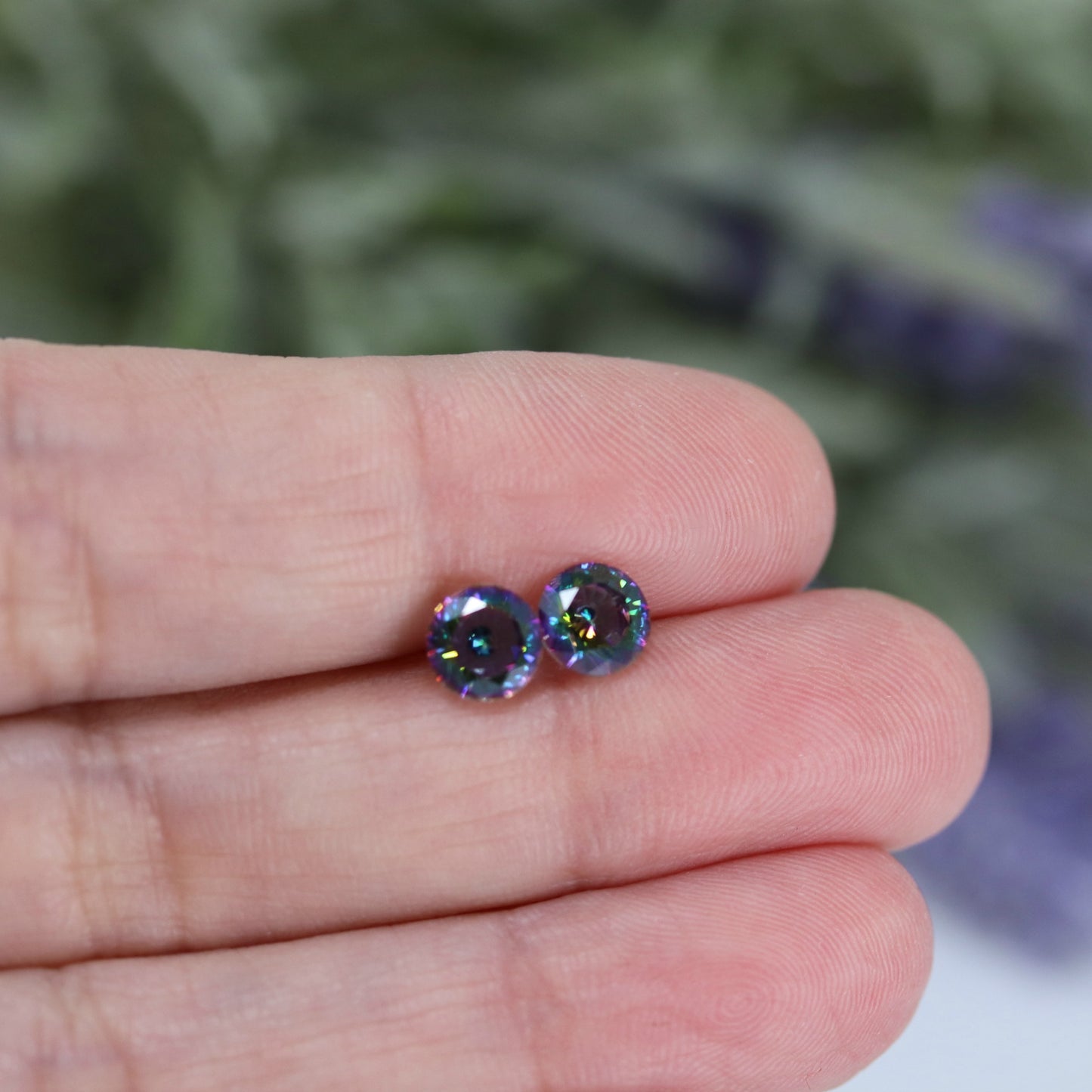 Boucles d'oreilles à tiges en plastique ou à clips invisibles en zircone cubique multicolore, 6 mm ou 8 mm