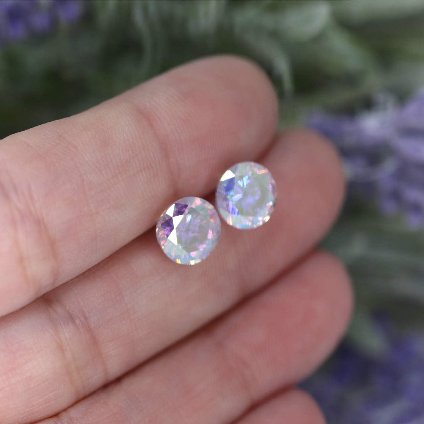 Boucles d'oreilles à tiges en plastique ou à clips invisibles en zircone cubique multicolore, 6 mm ou 8 mm