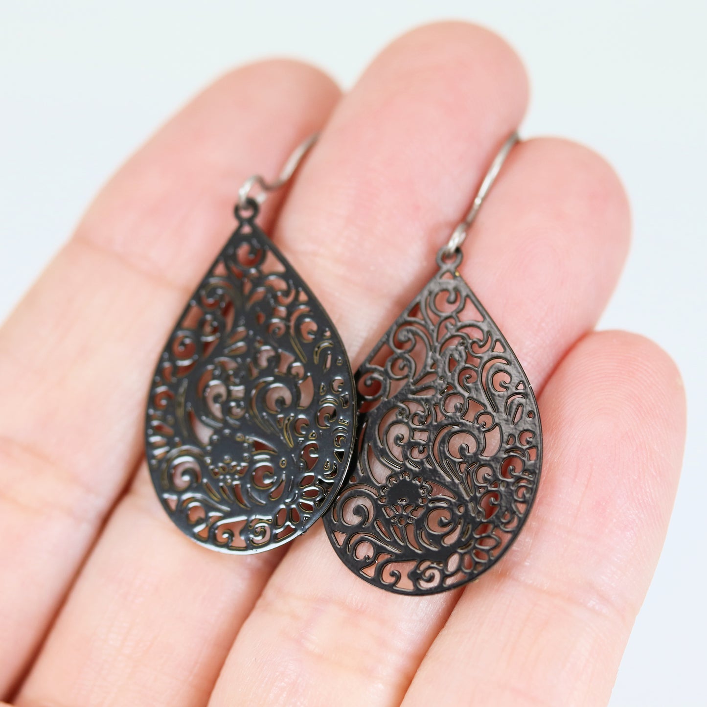 Filigree Teardrop Dangle Earrings - 2 Colors