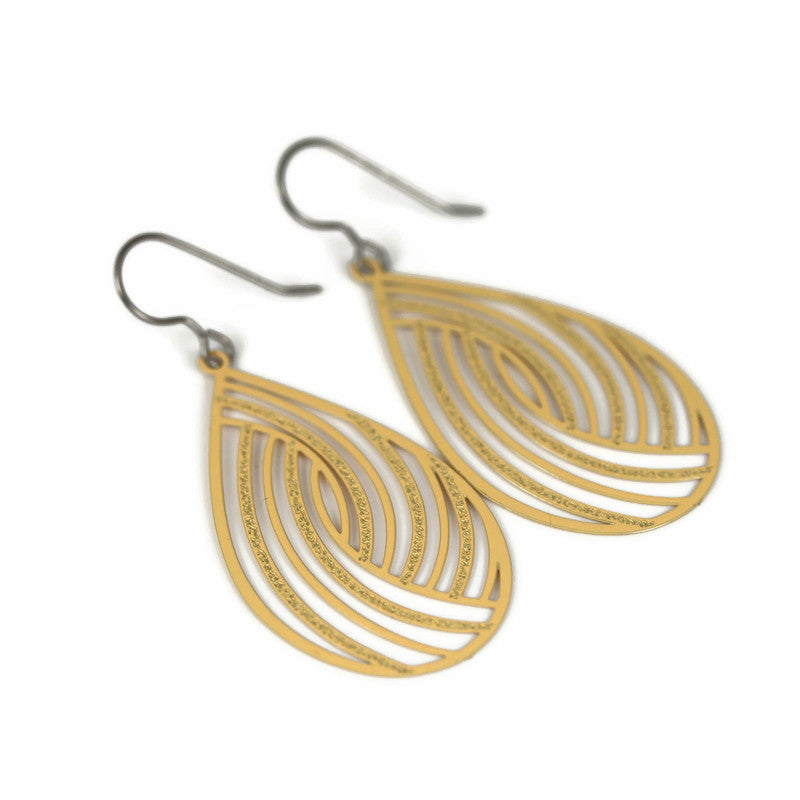Boucles d'oreilles pendantes en forme de larme tourbillonnante - 11 couleurs