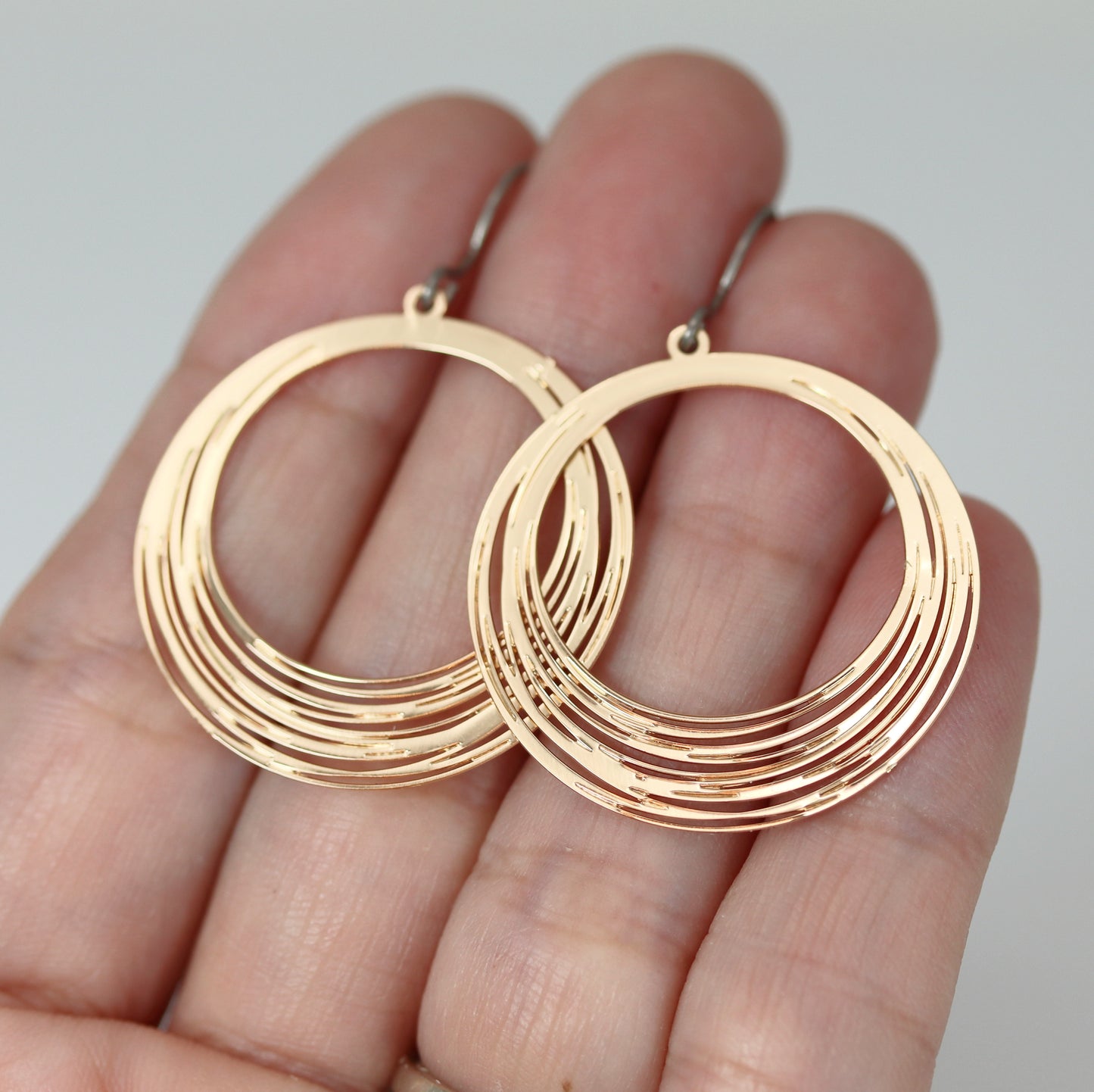 Laser Detailed Circles Dangle Earrings