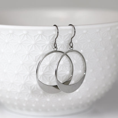 Boucles d'oreilles pendantes à cercle ouvert