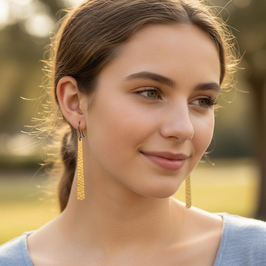 tapered embossed bar dangle earrings