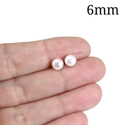 Boucles d'oreilles en titane avec perles d'eau douce naturelles