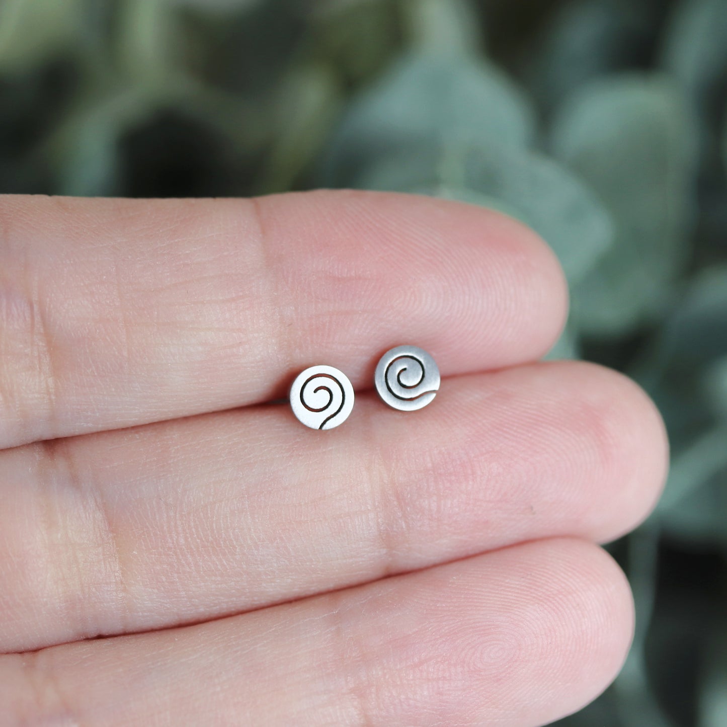 Titanium Round Spiral Stud Earrings