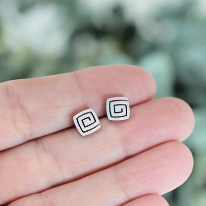 Titanium Square Spiral Stud Earrings