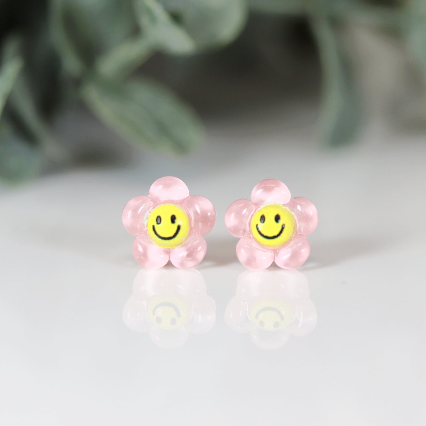 Smiley Face Flower Stud Earrings