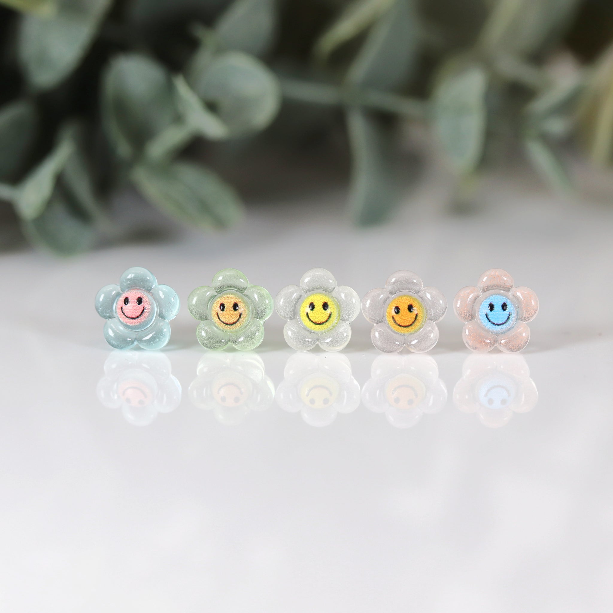 Plastic Post Earrings or Invisible Clip On Glow in the Dark Smiley Fac –  Pretty Smart