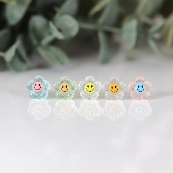 Plastic Post Earrings or Invisible Clip On Dainty Dot Flower Studs, 7m –  Pretty Smart