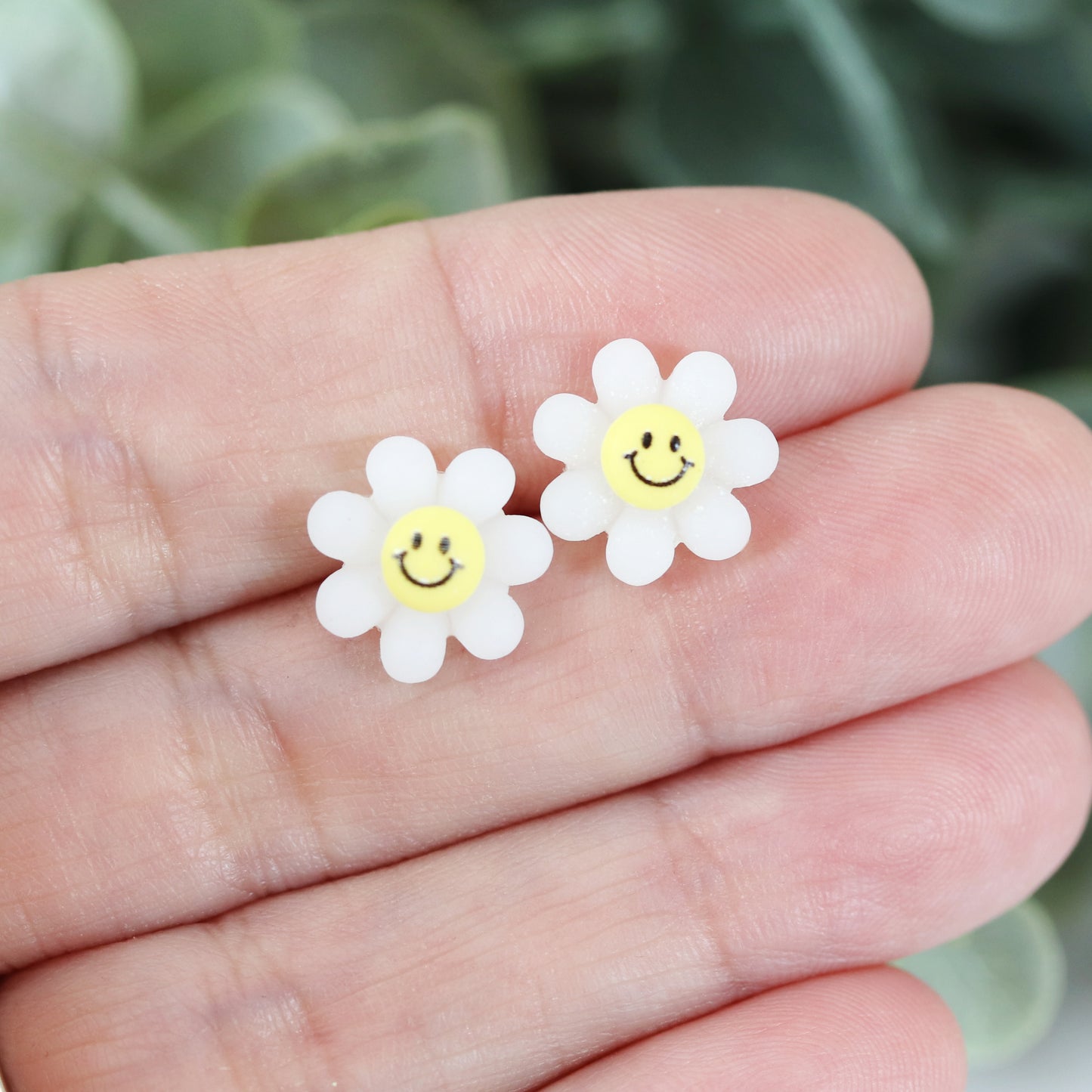 Clous d'oreilles en forme de fleur avec smiley, 12 mm