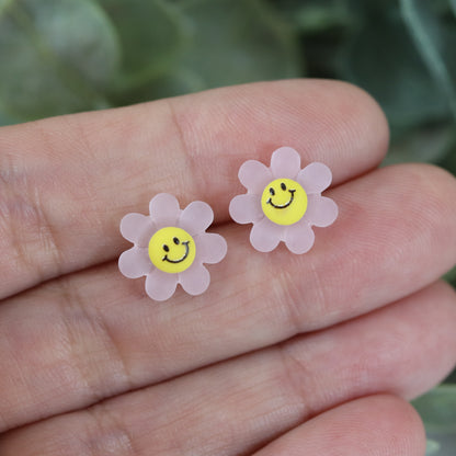 Clous d'oreilles en forme de fleur avec smiley, 12 mm